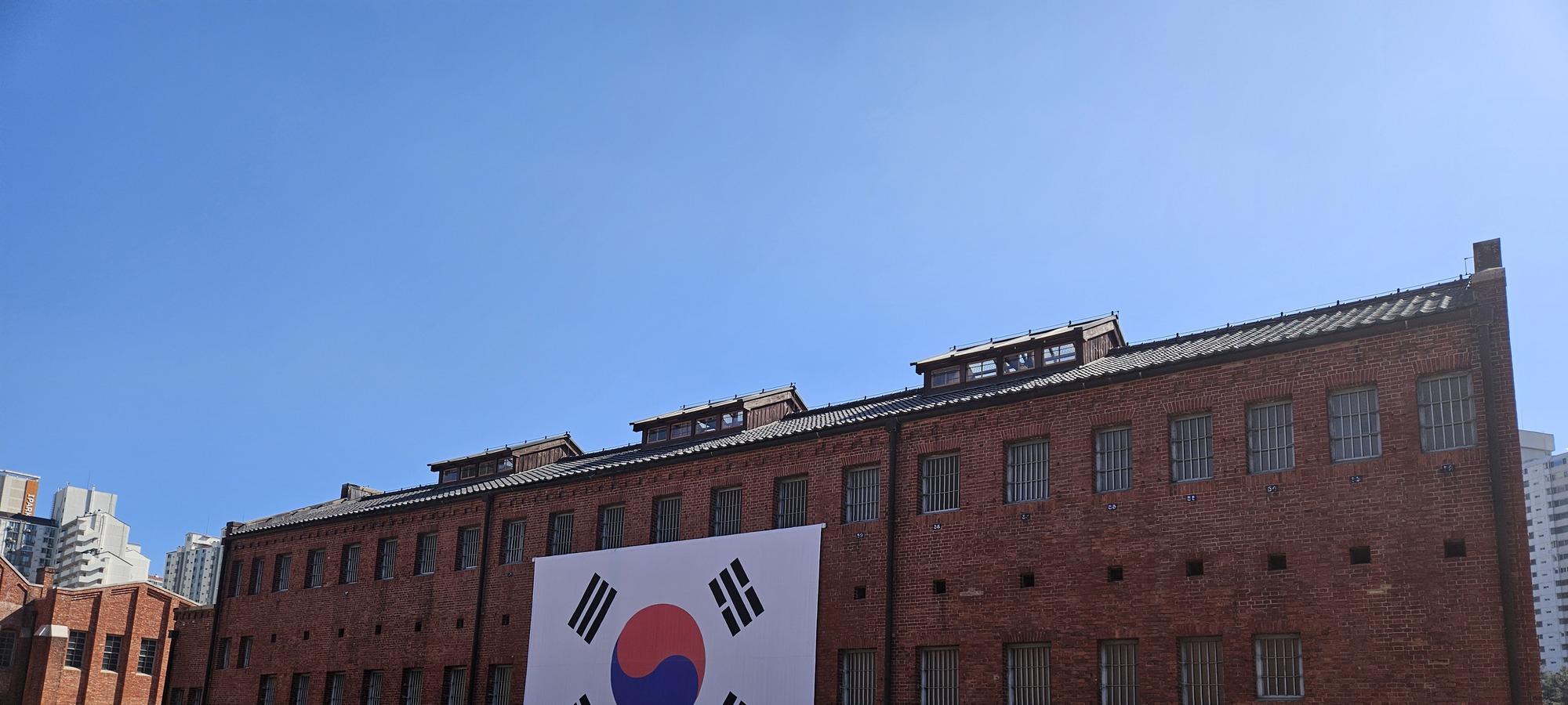 Colonial Era Seoul on Blood, Tears & Independence: Korea’s Colonial-Era Dark History Tour